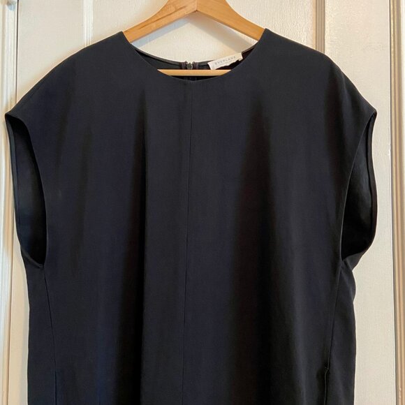 Everlane Japanese GoWeave Cocoon Dress (10) - Picture 5 of 8